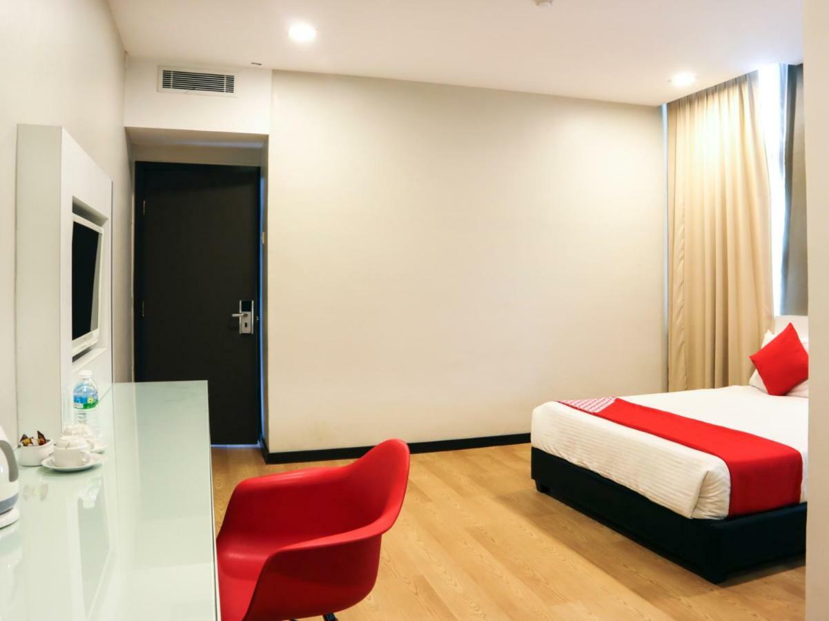 Oyo 232 The Suraya Hotel Kuantan Dış mekan fotoğraf