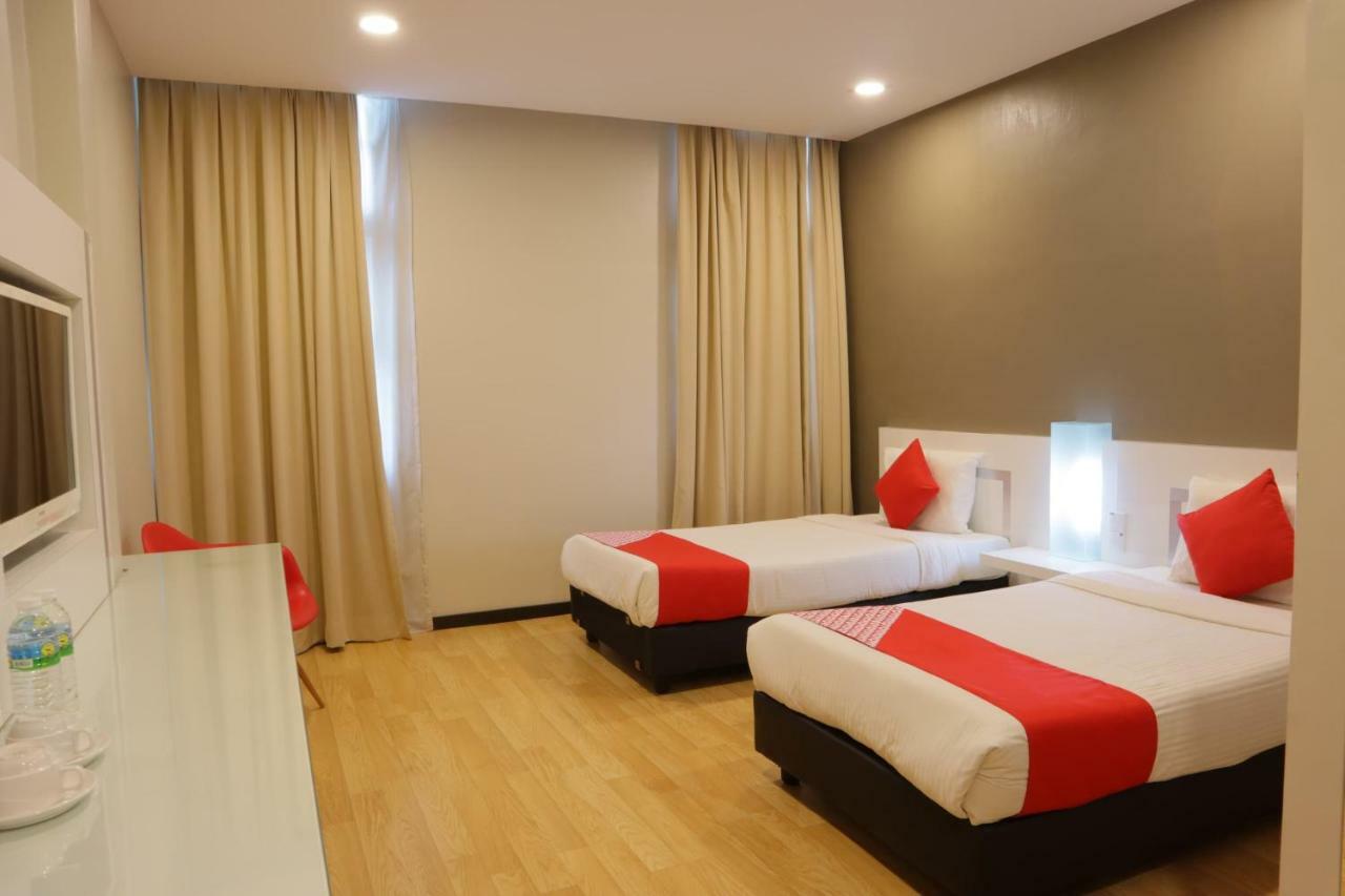Oyo 232 The Suraya Hotel Kuantan Dış mekan fotoğraf